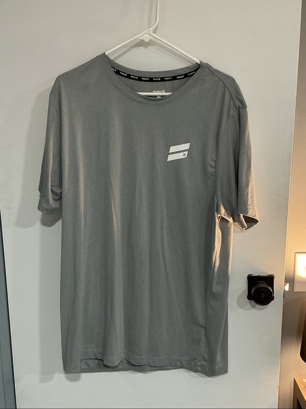 Hurley Men's Gray Short Sleeve Logo Tee